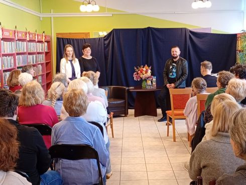 Spotkanie autorskie z Michałem Śmielakiem