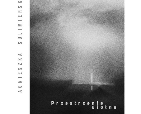 Przestrzenie ulotne - czarno-biała grafika promująca wystawę